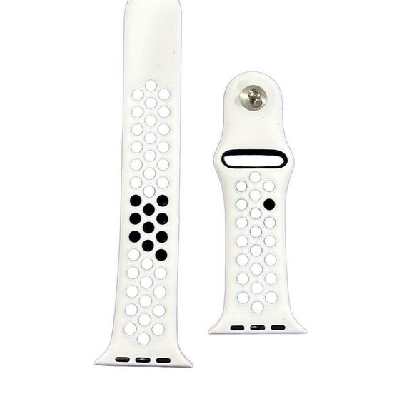 NWOT Apple Watch sports band (42/44) - Picture 2 of 3